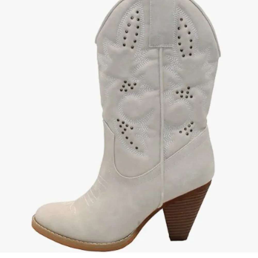 Very Volatile Women's Denver, Size 6